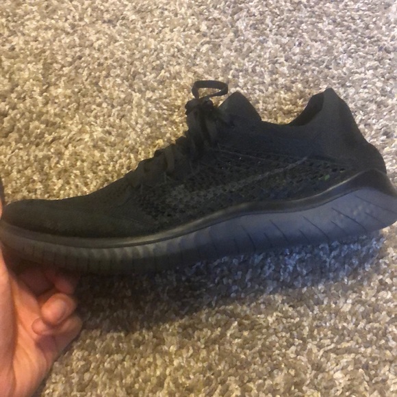 Nike running shoes - Picture 2 of 4